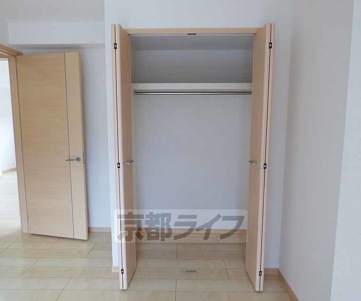 京都府京都市北区上賀茂池端町の賃貸マンションの内装