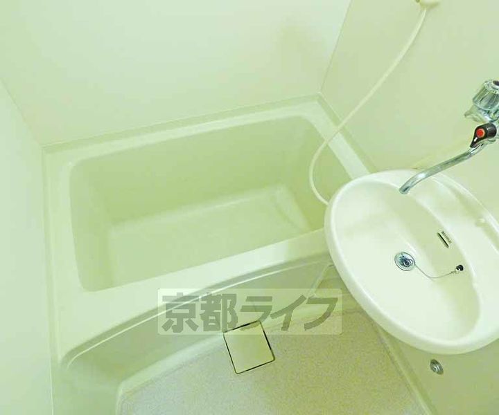 京都府京都市北区大北山原谷乾町の賃貸マンションの風呂