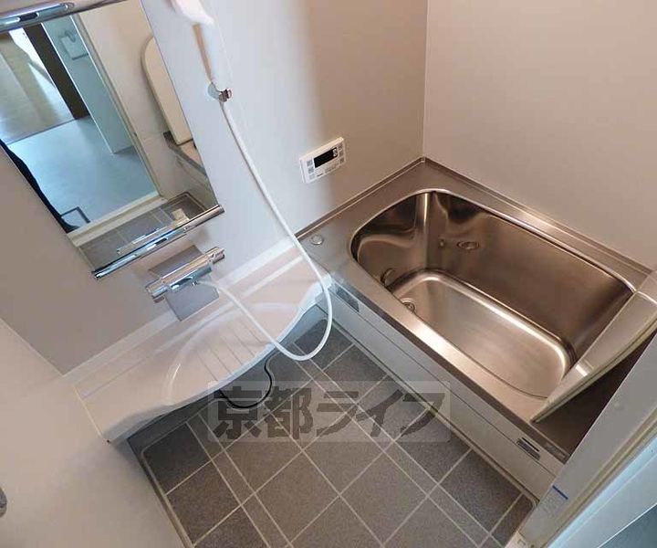 京都府京都市上京区高徳寺町の賃貸マンションの風呂