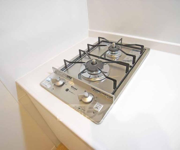 京都府京都市上京区大宮通下長者町下る清元町の賃貸マンションのキッチン