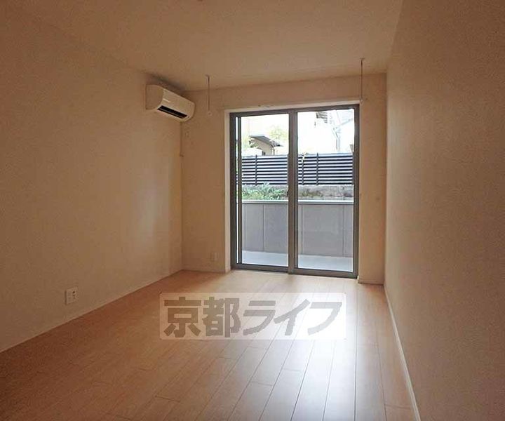 Lumie claire 北大路104の居間