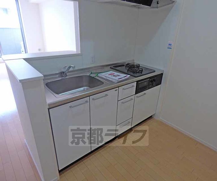 京都府京都市北区小山元町の賃貸アパートのキッチン
