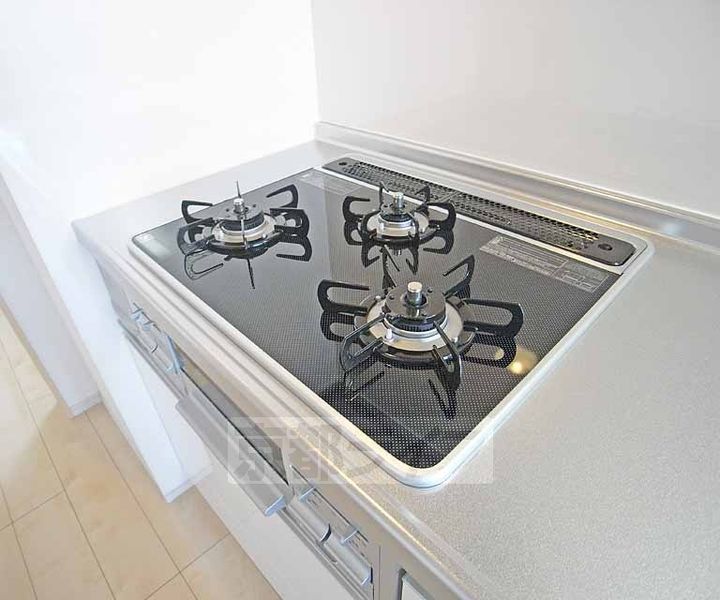 グラン佐竹202のキッチン