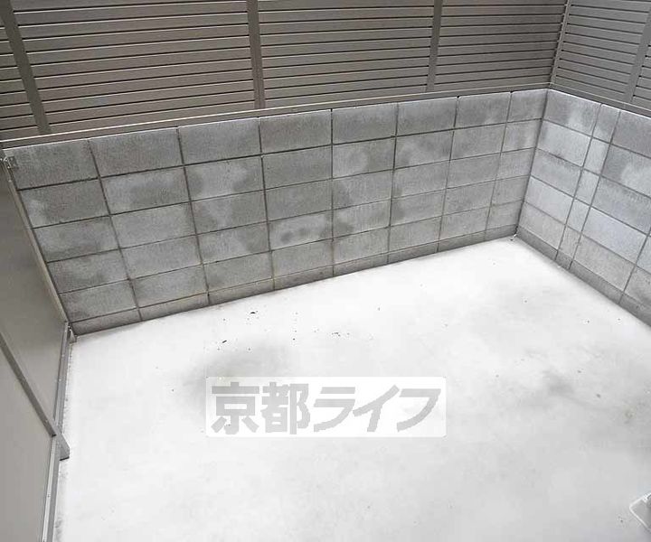 京都府京都市上京区五辻通千本東入上る桐木町の賃貸マンションの内装