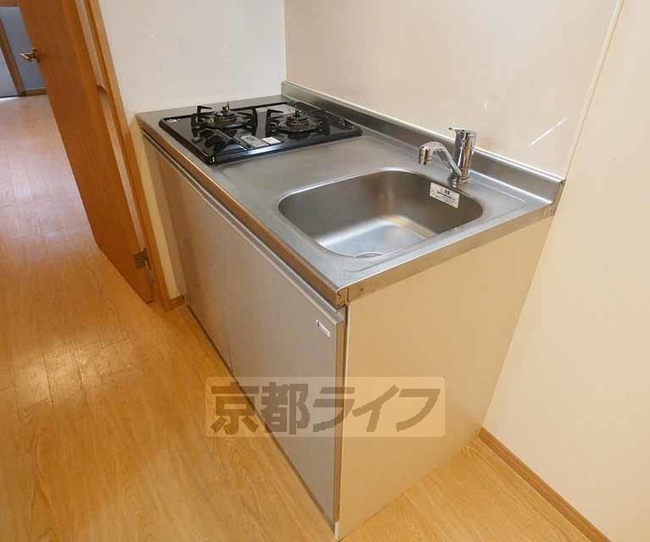 京都府京都市上京区五辻通千本東入上る桐木町の賃貸マンションのキッチン