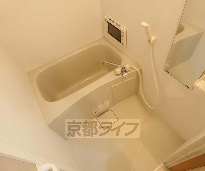 京都府京都市上京区五辻通千本東入上る桐木町の賃貸マンションの風呂