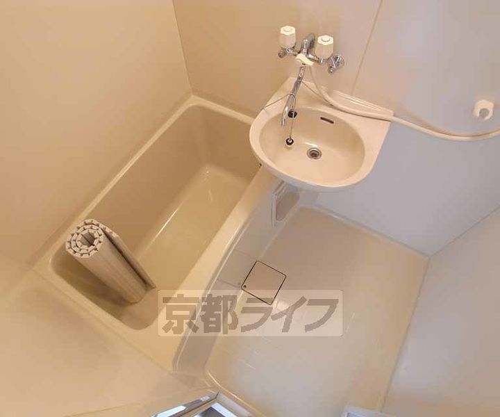 京都府京都市左京区一乗寺地蔵本町の賃貸マンションの風呂