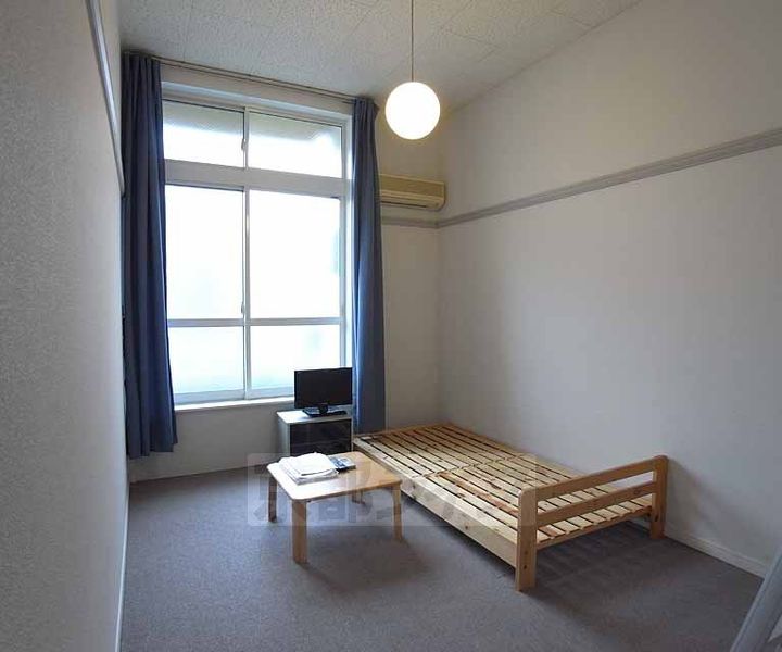 リベルテ木幡駅前の居間