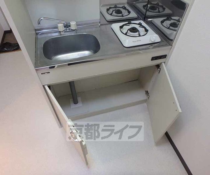 ルーエ辻久105のキッチン