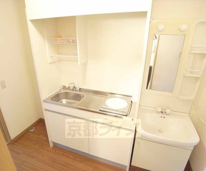 京都府京都市左京区下鴨前萩町の賃貸アパートのキッチン