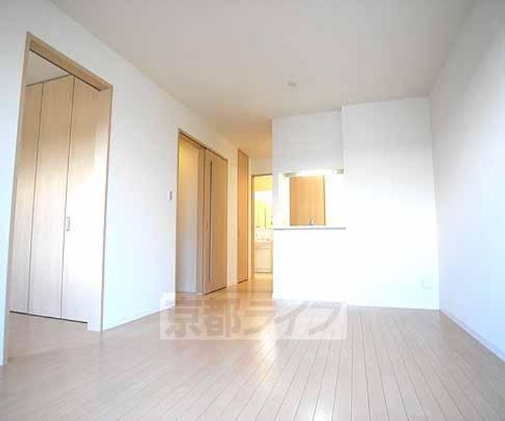 シャーメゾンUNの居間