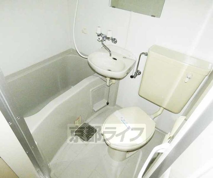 京都府京都市左京区高野竹屋町の賃貸マンションの風呂