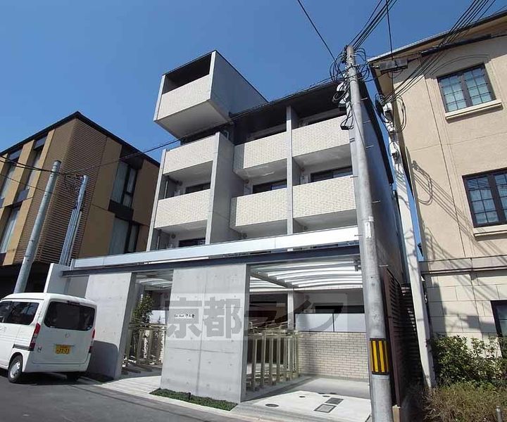 京都府京都市左京区浄土寺馬場町の賃貸マンションの外観
