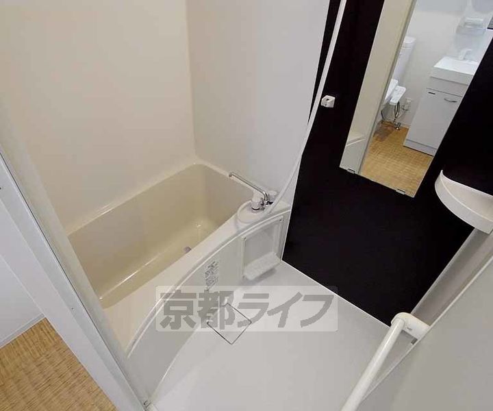 京都府京都市左京区浄土寺馬場町の賃貸マンションの風呂