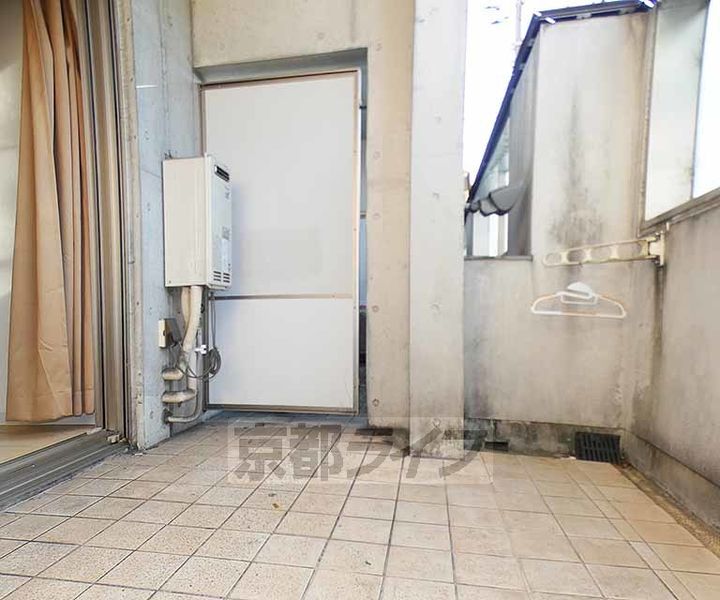 修学院TERRACE102の内装