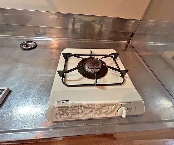 京都府京都市西京区桂木ノ下町の賃貸マンションのキッチン