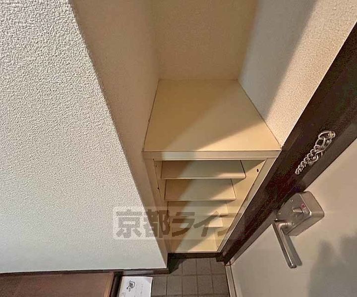 京都府京都市西京区桂木ノ下町の賃貸マンションの内装