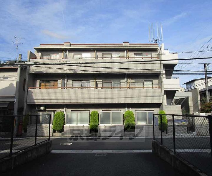京都府京都市西京区桂木ノ下町の賃貸マンションの外観