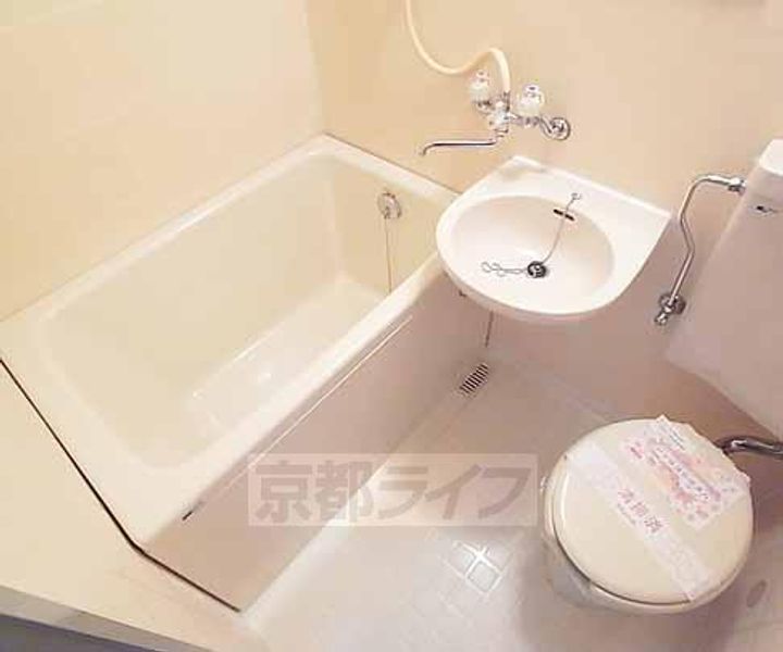 京都府京都市西京区桂木ノ下町の賃貸マンションの風呂