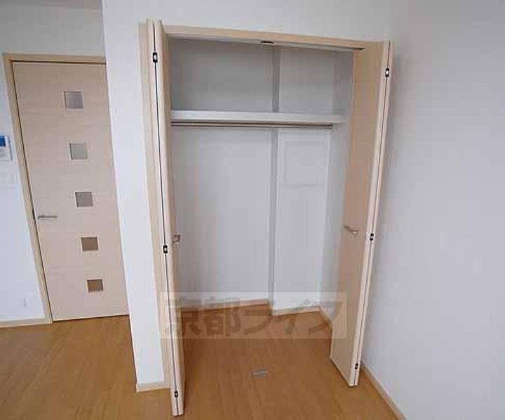 京都府京都市西京区松尾上ノ山町の賃貸アパートの内装