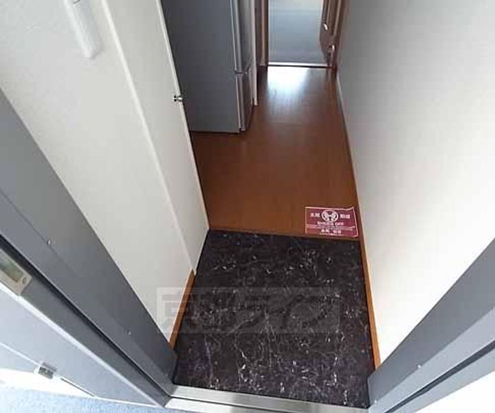 京都府京都市西京区桂上豆田町の賃貸アパートの玄関