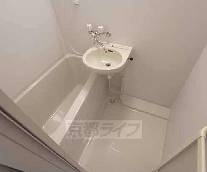 京都府京都市西京区桂上豆田町の賃貸アパートの風呂