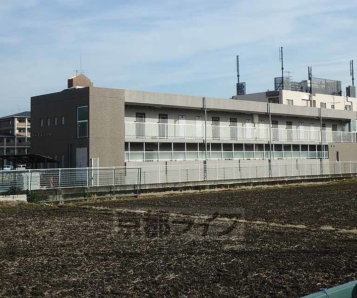 京都府京都市西京区川島調子町の賃貸マンションの外観