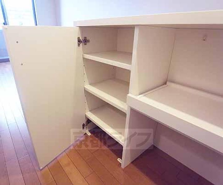 ドミール神足106の内装