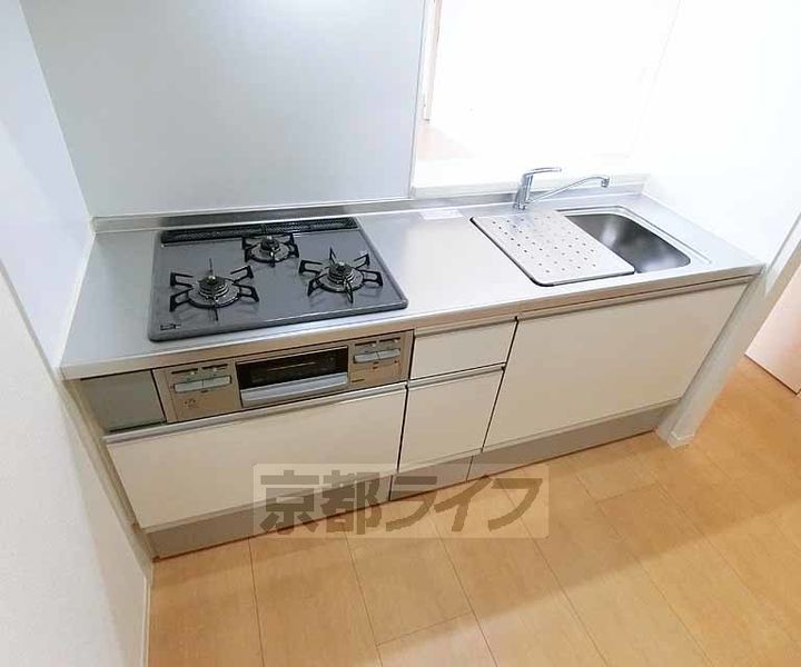 リバーサイドウイング306のキッチン