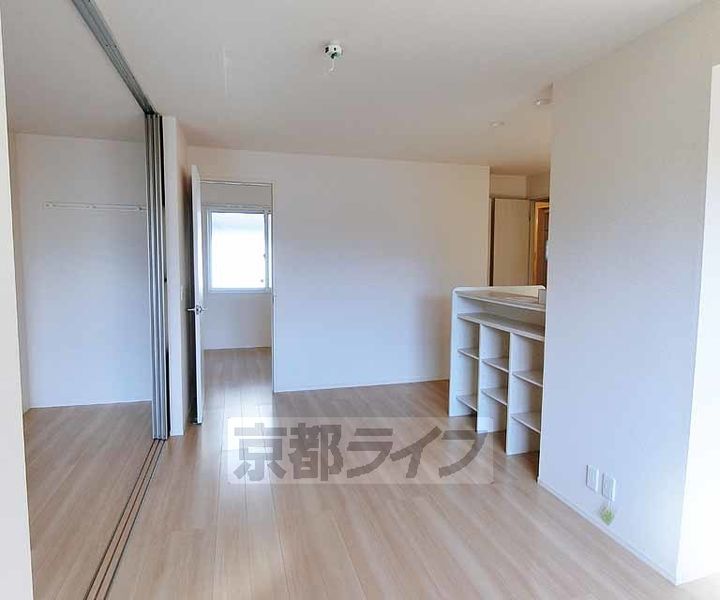 グレース新田A201の居間