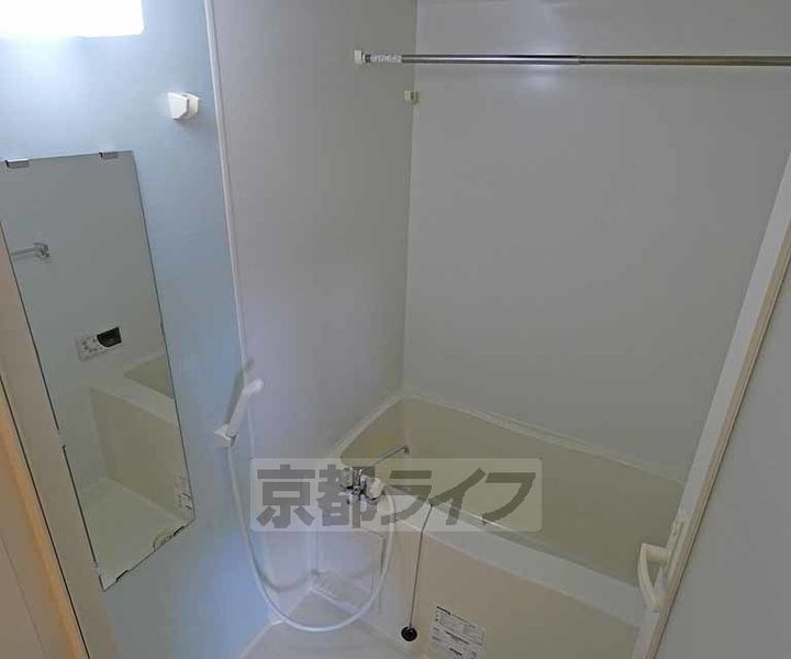 京都府京都市右京区西院上今田町の賃貸マンションの風呂