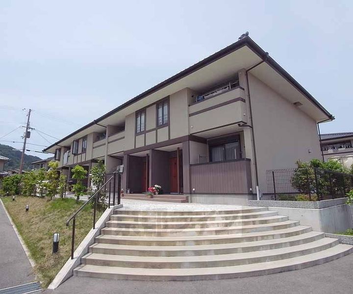 プラシード嵯峨 Ⅰの外観