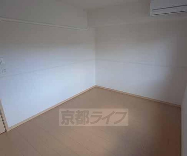 プラシード嵯峨 Ⅰの居間