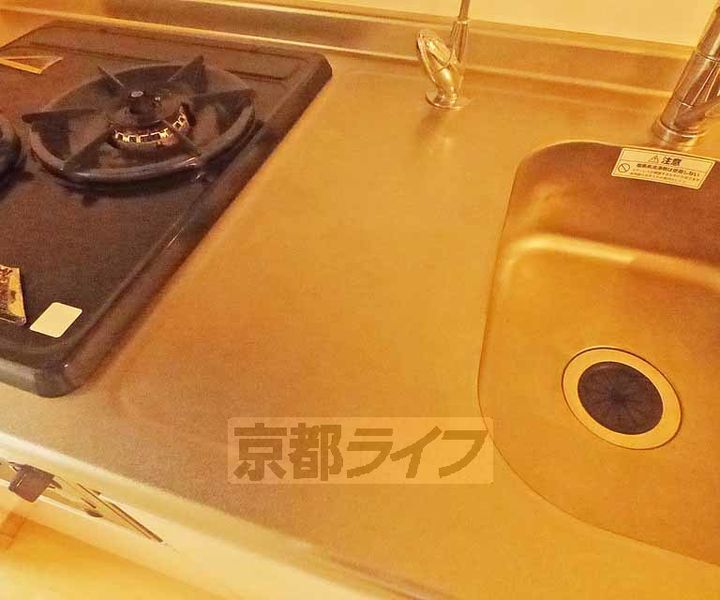 ブライトハイムC棟のキッチン