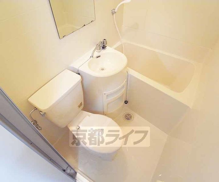 京都府京都市中京区西ノ京樋ノ口町の賃貸マンションの風呂