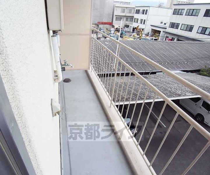 京都府京都市中京区西ノ京樋ノ口町の賃貸マンションの内装