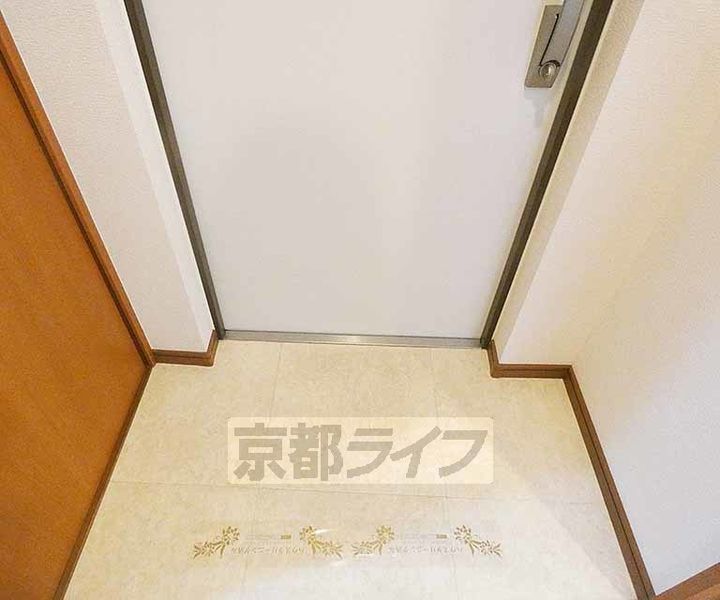 京都府京都市中京区壬生神明町の賃貸マンションの玄関