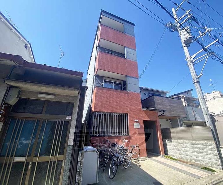 フラッティ花園ミンクの外観