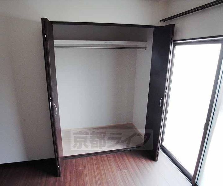 京都府京都市右京区梅津北浦町の賃貸アパートの内装