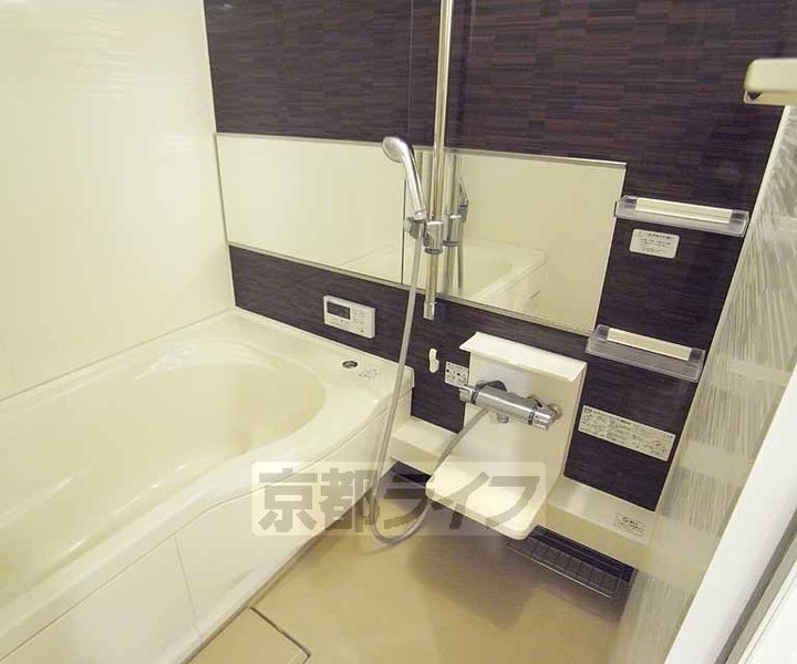 フェルミエ川政 Ⅰ・Ⅱの風呂