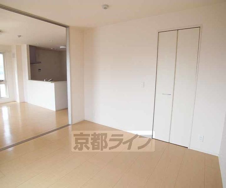 フェルミエ川政 Ⅰ・Ⅱの居間