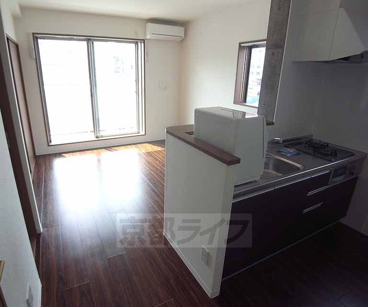 WHITE RADISH101の居間