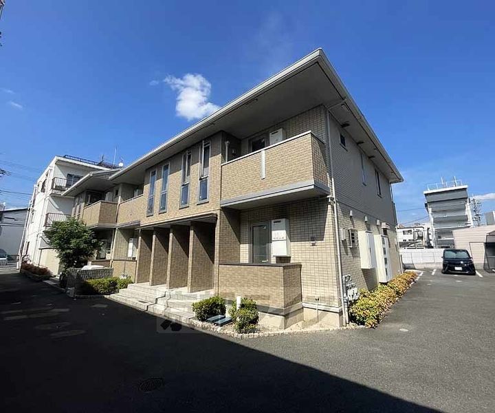 京都府京都市南区吉祥院前河原町の賃貸アパートの外観