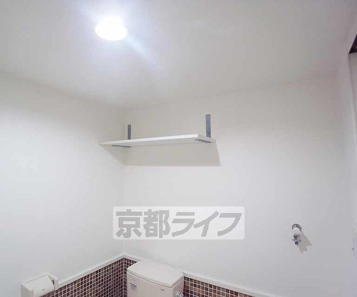 京都府京都市右京区梅津南広町の賃貸マンションの内装