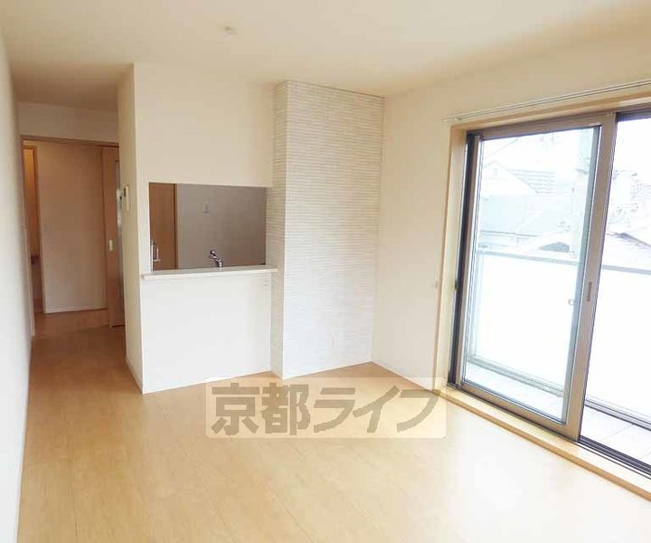 ラフォーレ壬生201の居間