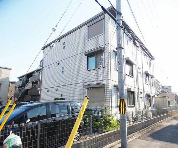 ウィスタリア101の外観