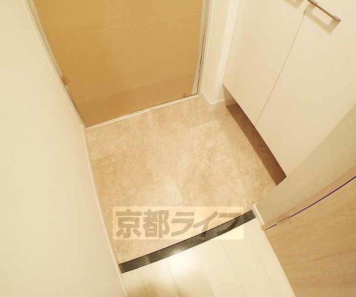 京都府京都市中京区壬生辻町の賃貸マンションの玄関