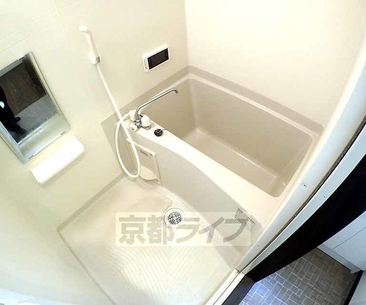 京都府京都市中京区西ノ京中御門西町の賃貸マンションの風呂