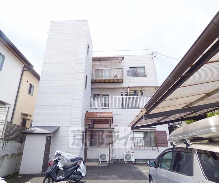 シャローム石田の外観