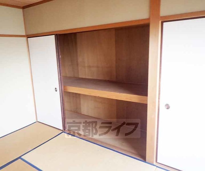 シャローム石田の内装